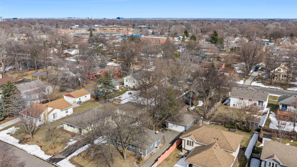 Photo of 9917 Pillsbury Avenue S, Bloomington, MN 55420 (MLS # 7041396)