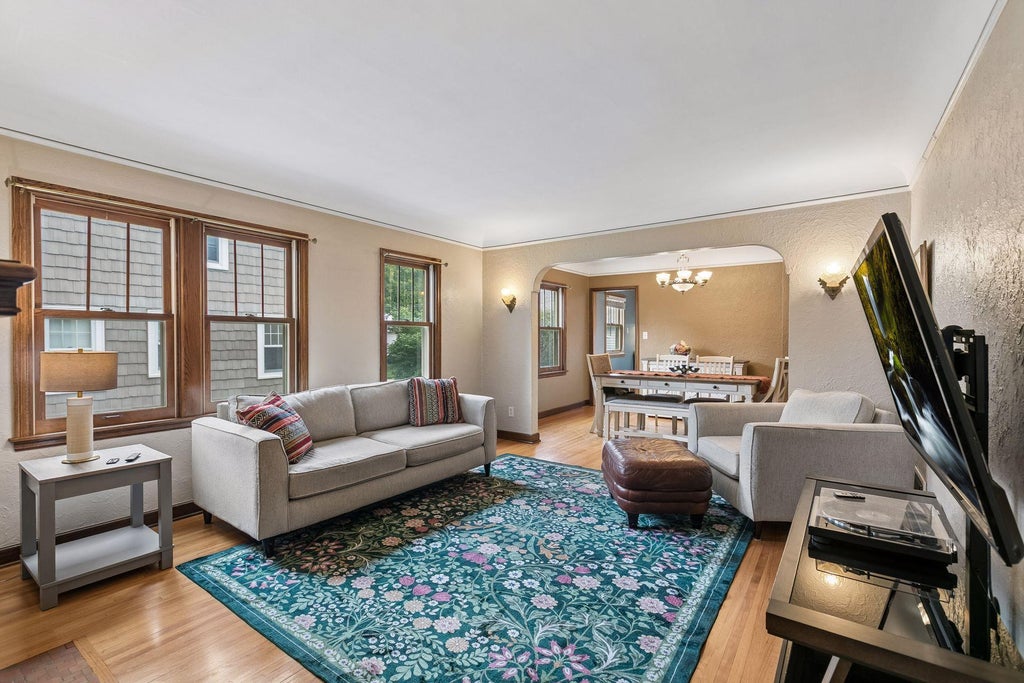 Photo of 5912 10th Avenue S, Minneapolis, MN 55417 (MLS # 7153118)