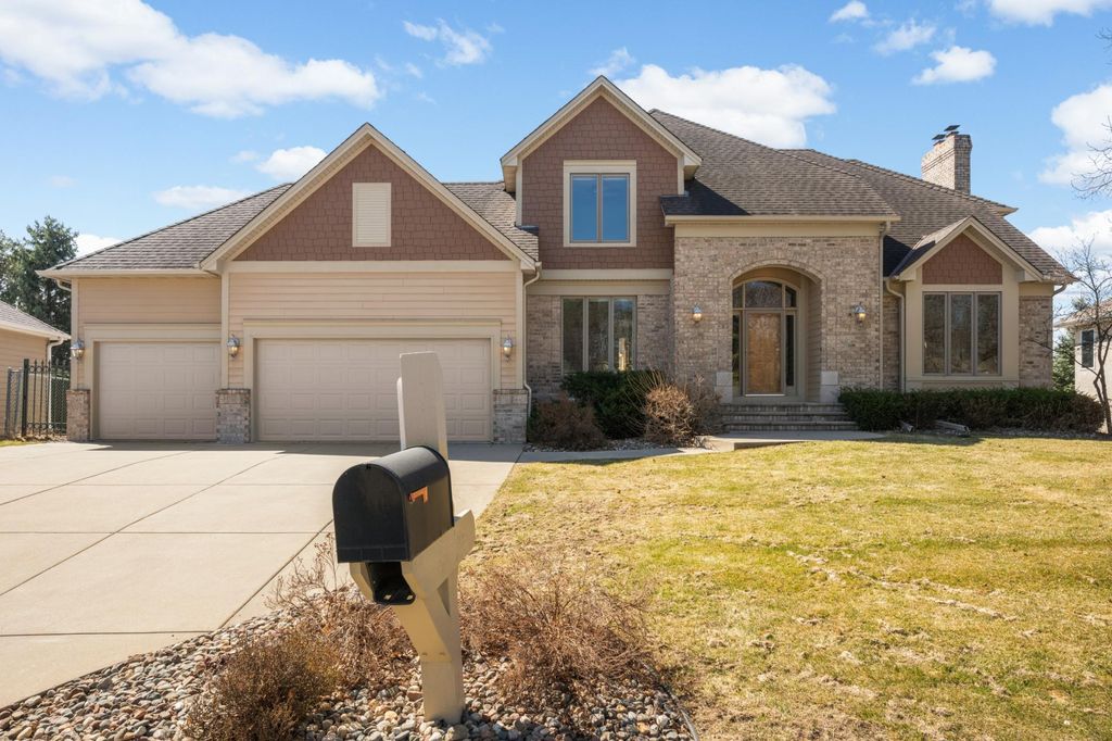 Photo of 7628 Auto Club Circle, Bloomington, MN 55438 (MLS # 6825164)
