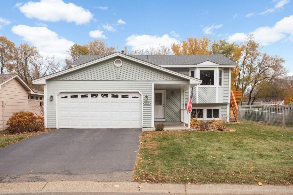 Photo of 13360 Wellington Circle, Champlin, MN 55316 (MLS # 7016494)