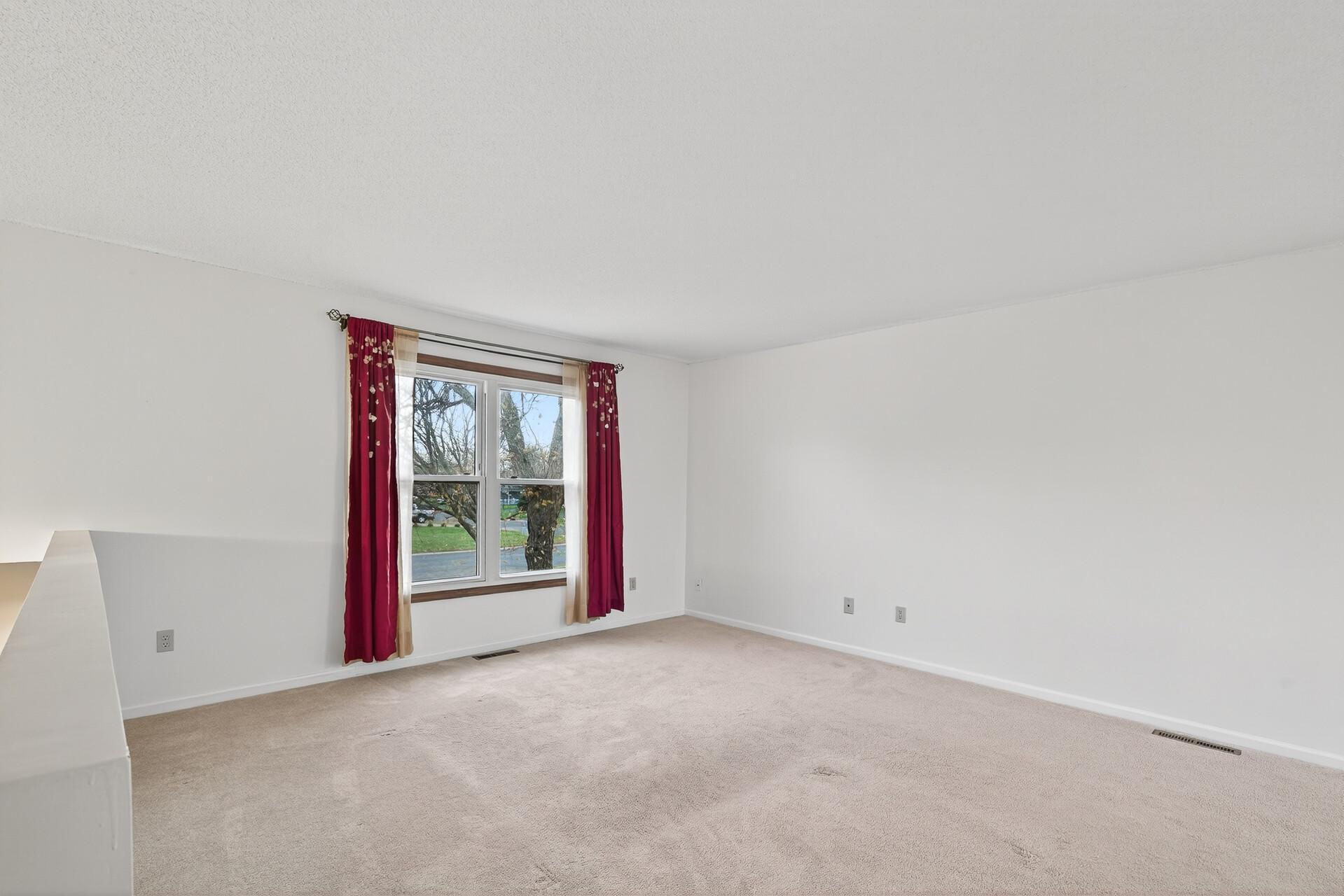 1837 Deer Hills Trail