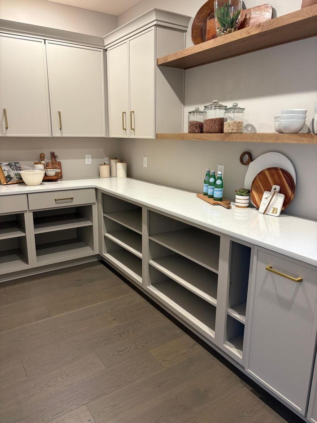 Photo of 5821 Ashcroft Avenue, Edina, MN 55424 (MLS # 7006458)