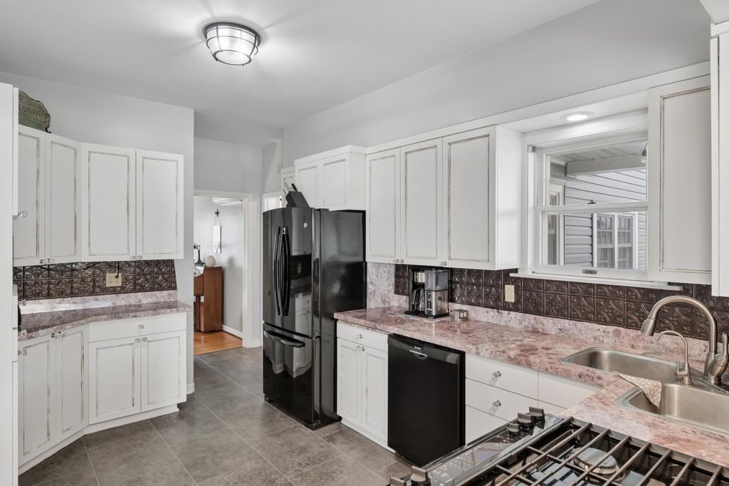 Photo of 1119 9th Street, Gaylord, MN 55334 (MLS # 7040612)