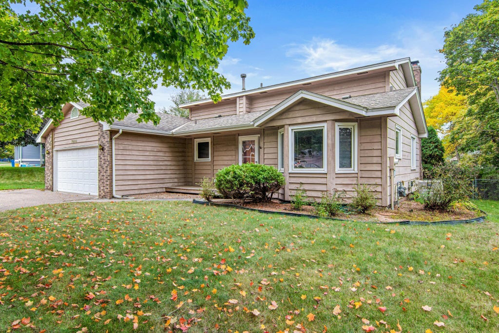Photo of 7400 W 112th Street, Bloomington, MN 55438 (MLS # 7154980)
