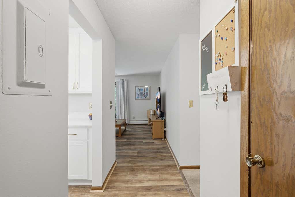 Photo of 255 Westview Drive #308, West Saint Paul, MN 55118 (MLS # 7100222)