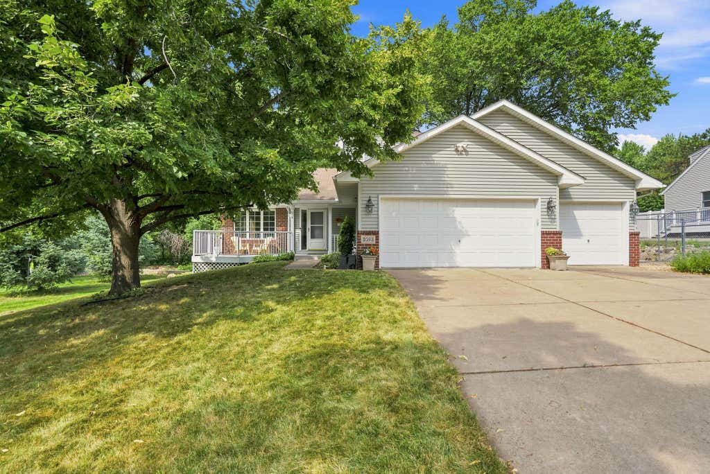 Photo of 3393 Owasso Street, Shoreview, MN 55126 (MLS # 7092269)