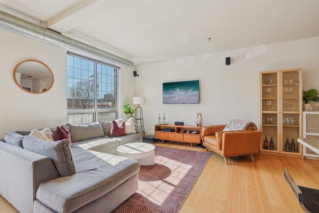 Photo of 521 2nd Street SE #216, Minneapolis, MN 55414 (MLS # 7043408)