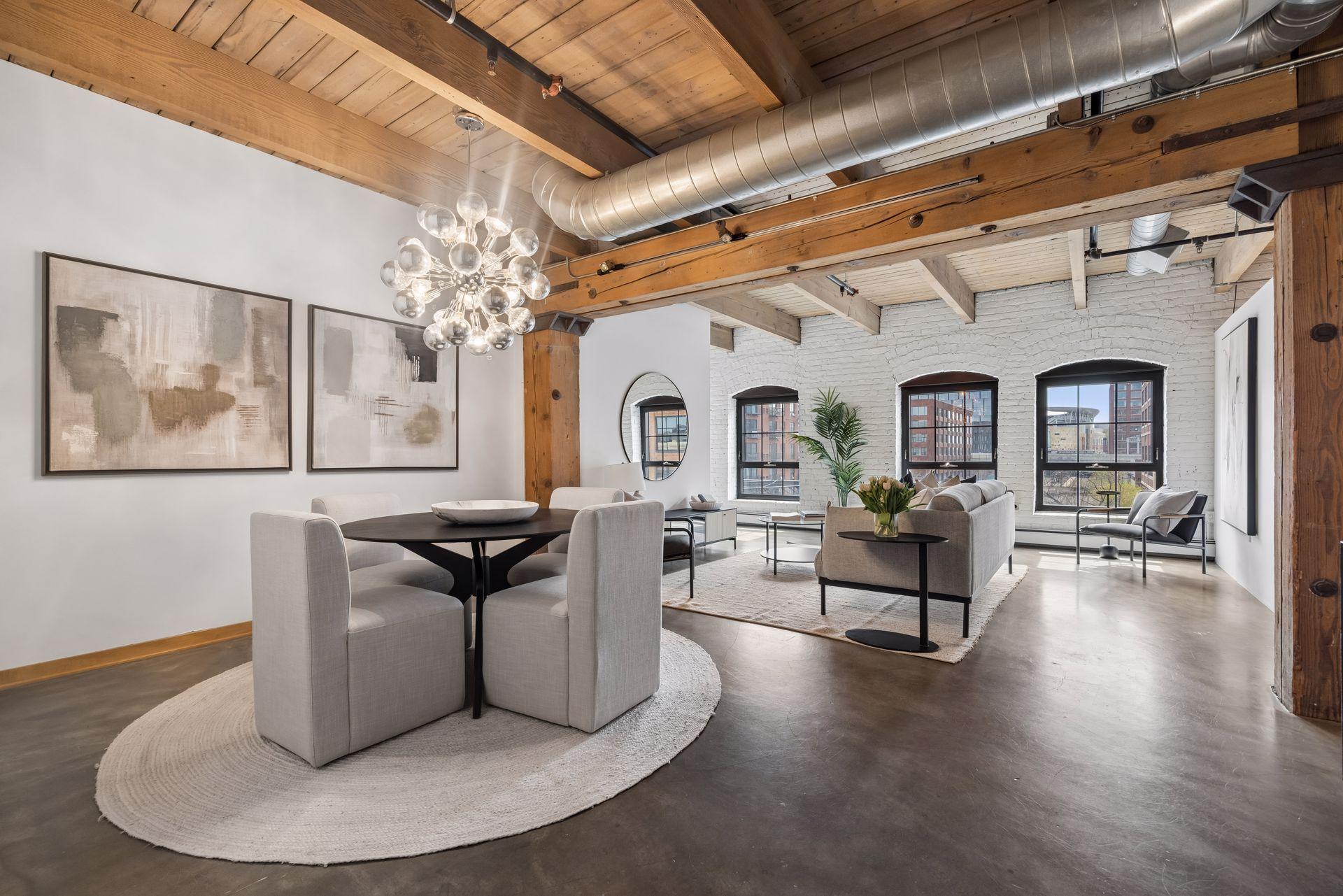 404 Washington Avenue N 307