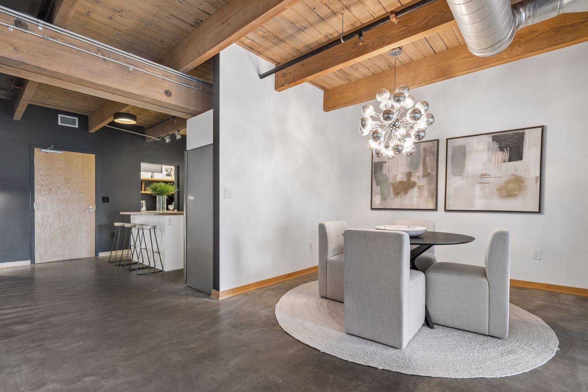 404 Washington Avenue N 307