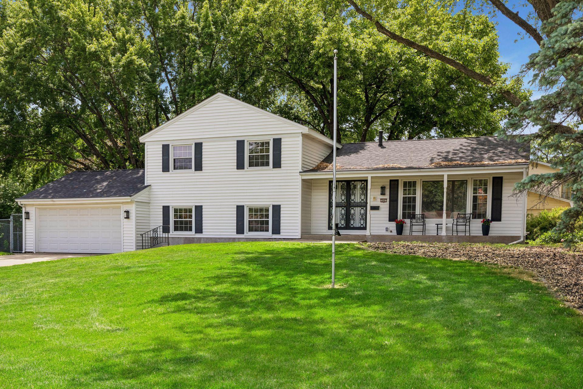 2095 Kelly Drive