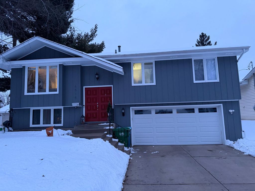 Photo of 6515 Olympia Street, Golden Valley, MN 55427 (MLS # 7036218)