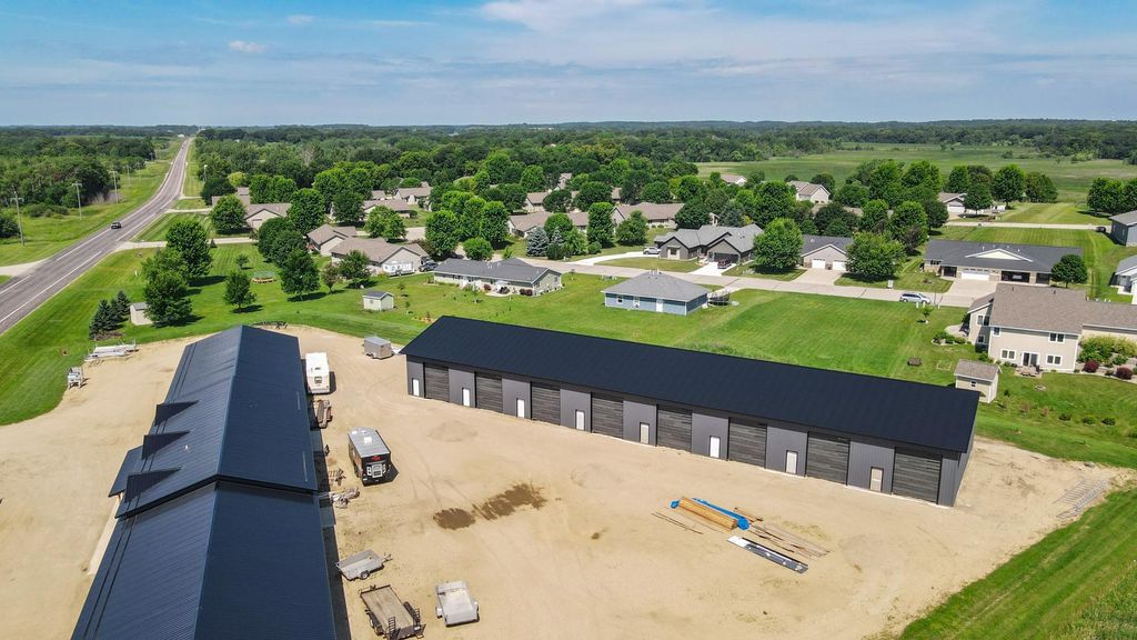 Photo of 610-24 4th Avenue SW #20, New London, MN 56273 (MLS # 7023656)