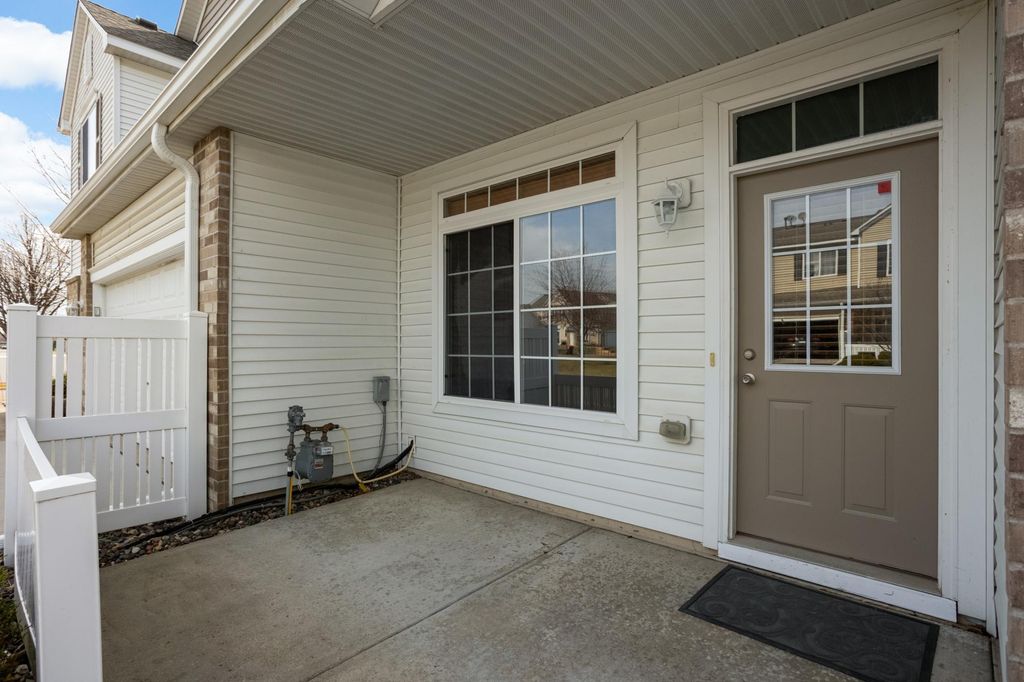 Photo of 4901 Bisset Lane, Inver Grove Heights, MN 55076 (MLS # 7053398)
