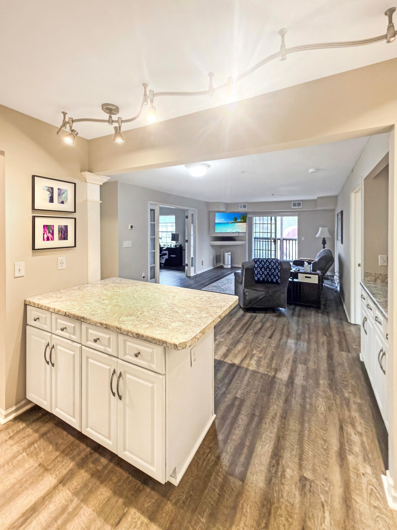 1350 Douglas Drive N 110