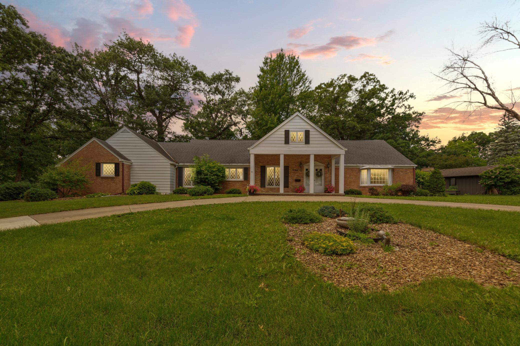 Photo 1 of 39 — 2100 Linn Drive, Owatonna, MN 55060