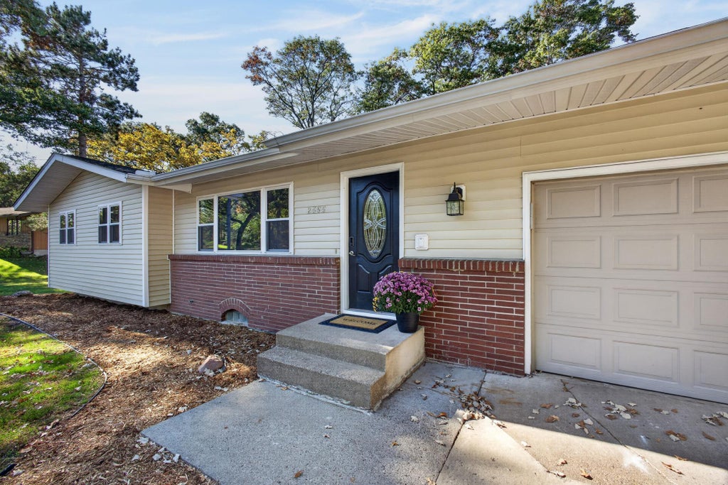 Photo of 2555 Holly Street S, Cambridge, MN 55008 (MLS # 7156439)