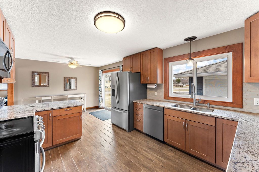 Photo of 7077 Delaney Avenue, Inver Grove Heights, MN 55076 (MLS # 7044710)