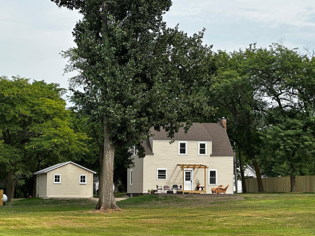 Photo of 405 Main Street, Alberta, MN 56207 (MLS # 7138472)