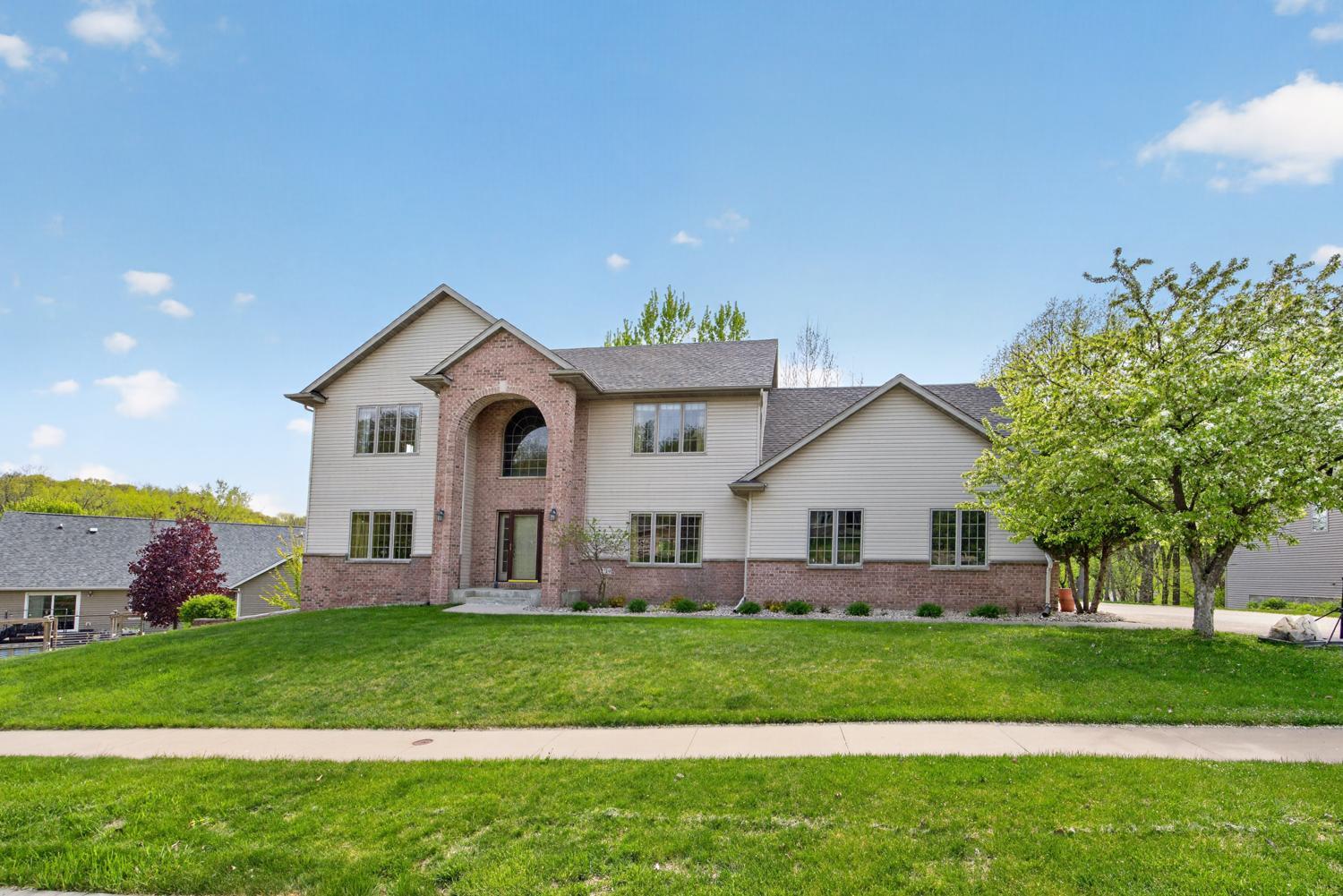 2719 Rocky Creek Lane NE