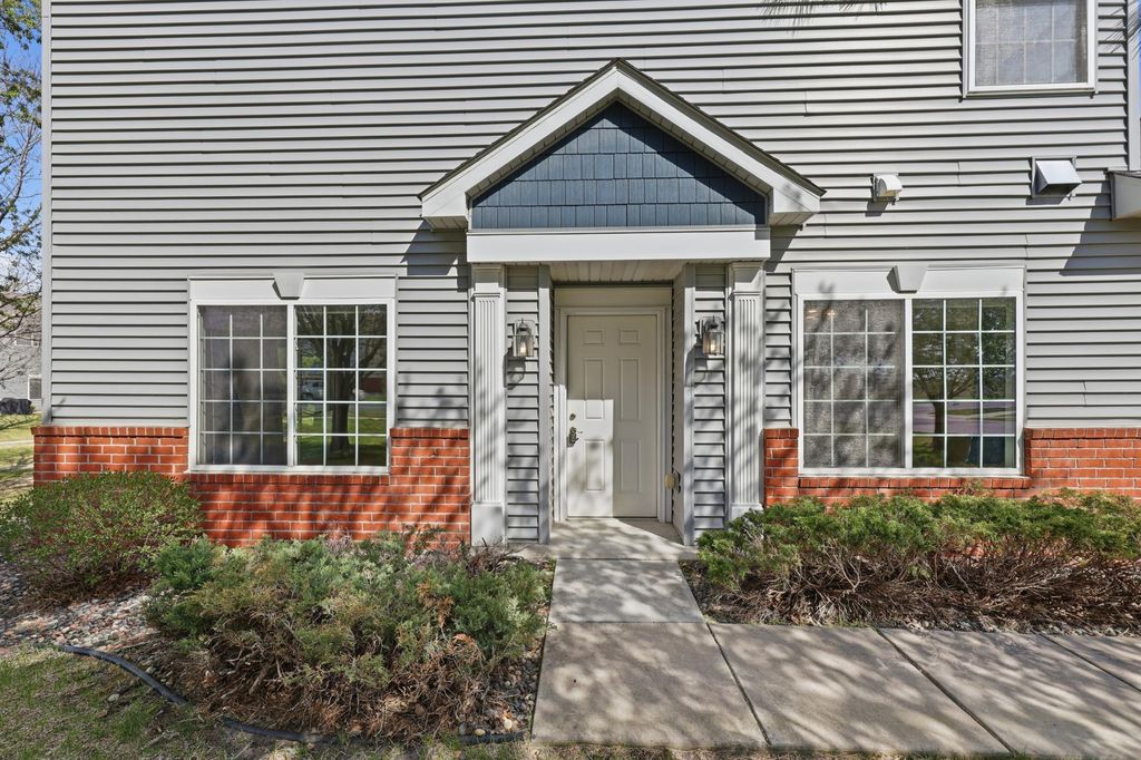 Photo of 8507 Grove Circle, Shakopee, MN 55379 (MLS # 7061823)