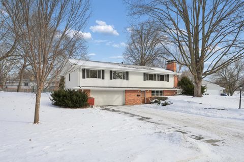 2120 Aquila Avenue N Golden Valley MN 55427