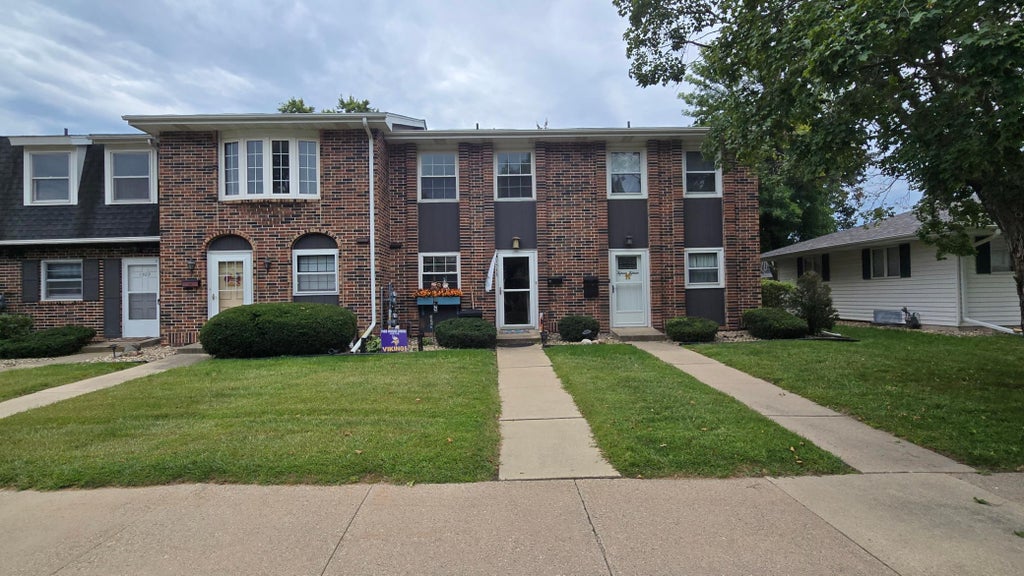 Photo of 1513 5th Avenue NW, Austin, MN 55912 (MLS # 7136424)
