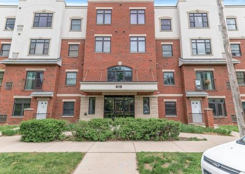 619 8th Street SE 409 Minneapolis MN 55414