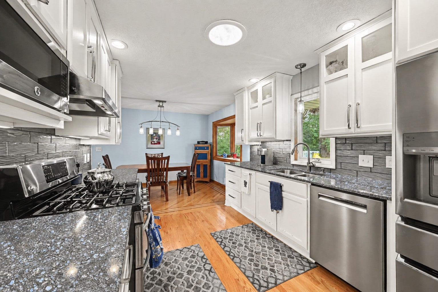 1201 County Road B2 W