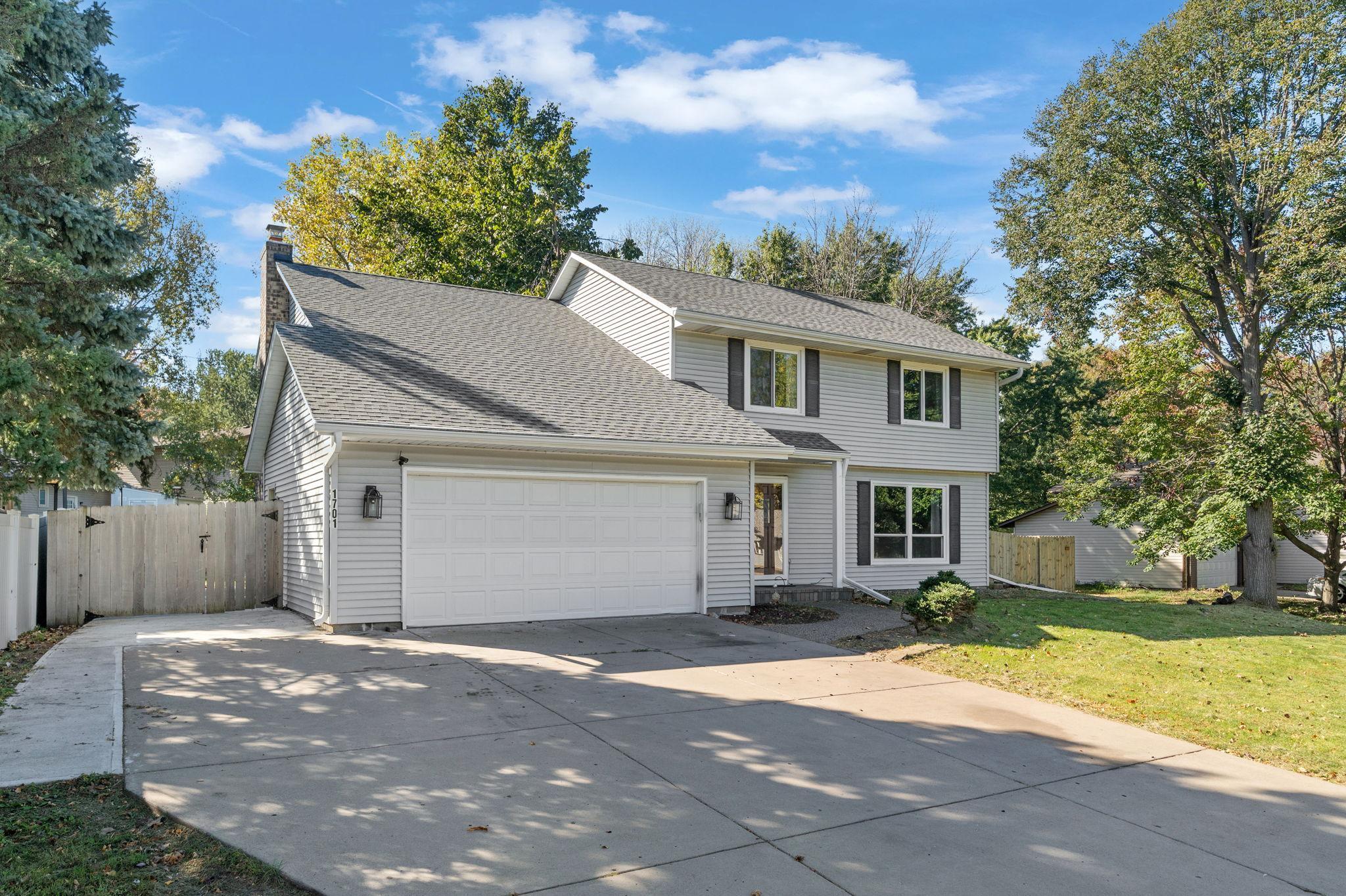 1701 W 138th Street
