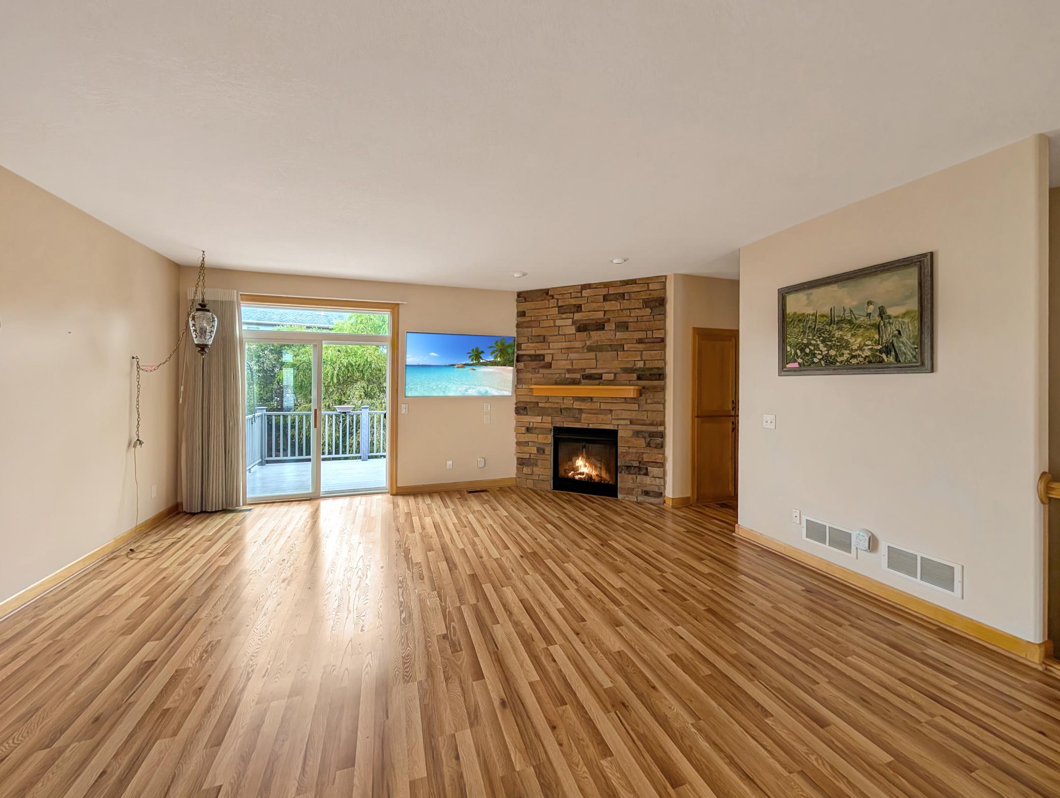 22516 Evergreen Circle