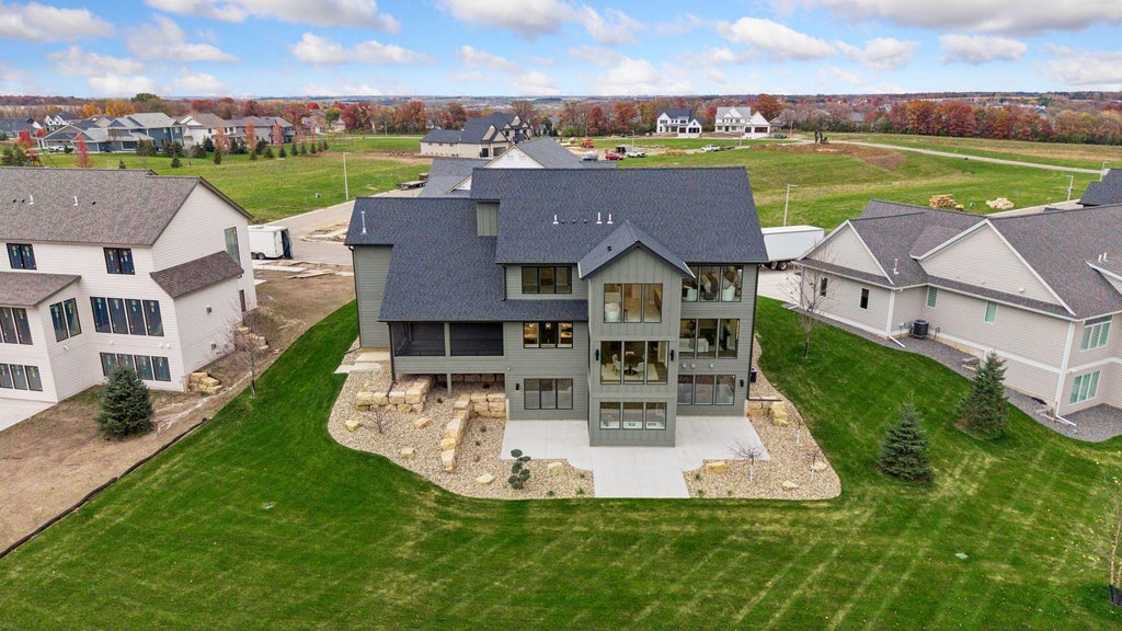 Photo of 2909 Bentley Drive SW, Rochester, MN 55902 (MLS # 7166105)