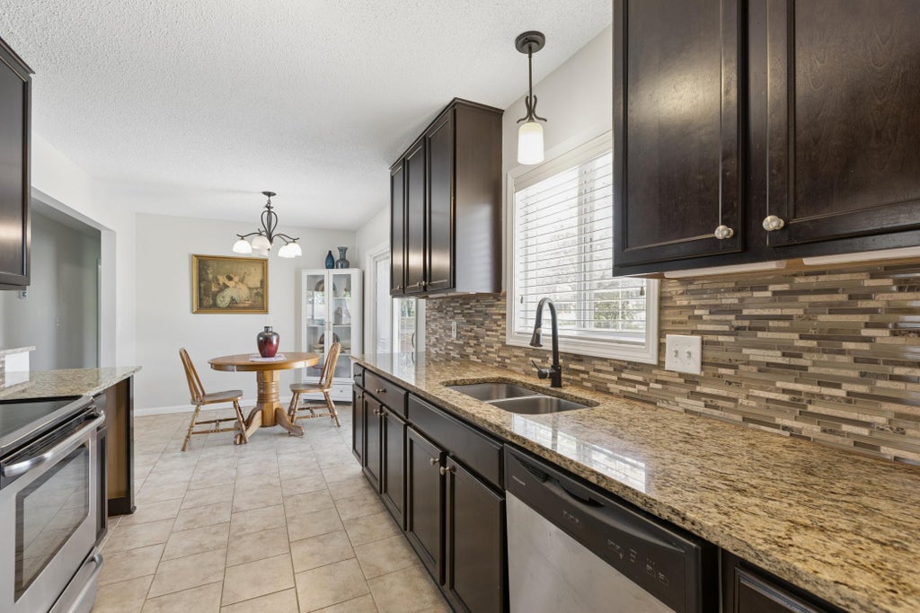 Photo of 5841 Boone Avenue N, New Hope, MN 55428 (MLS # 7117800)