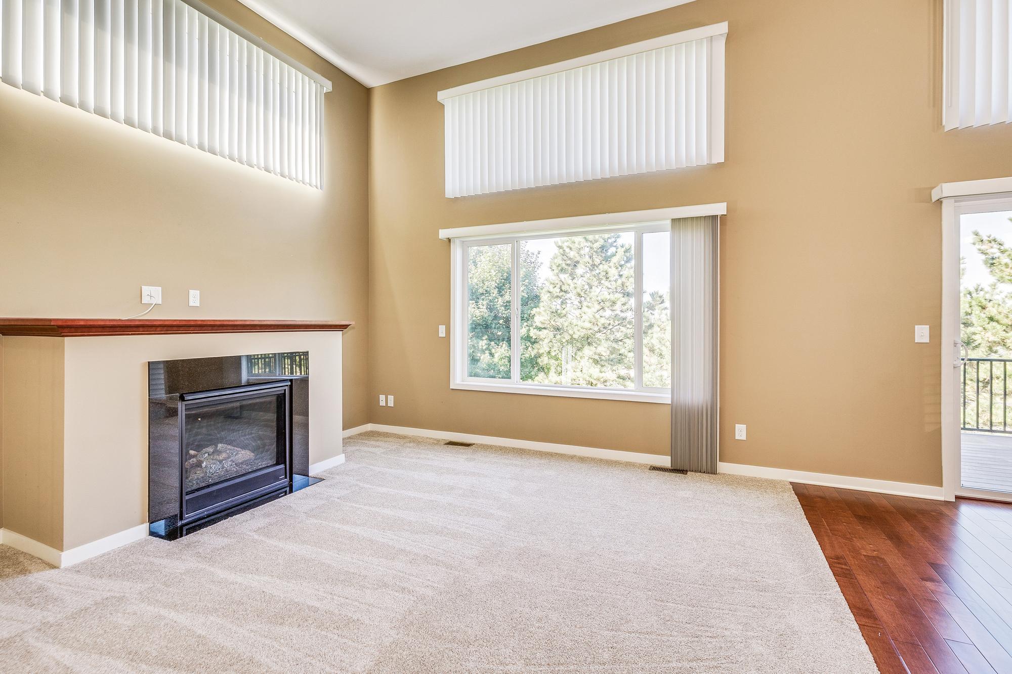 2576 Waterfall Way NW