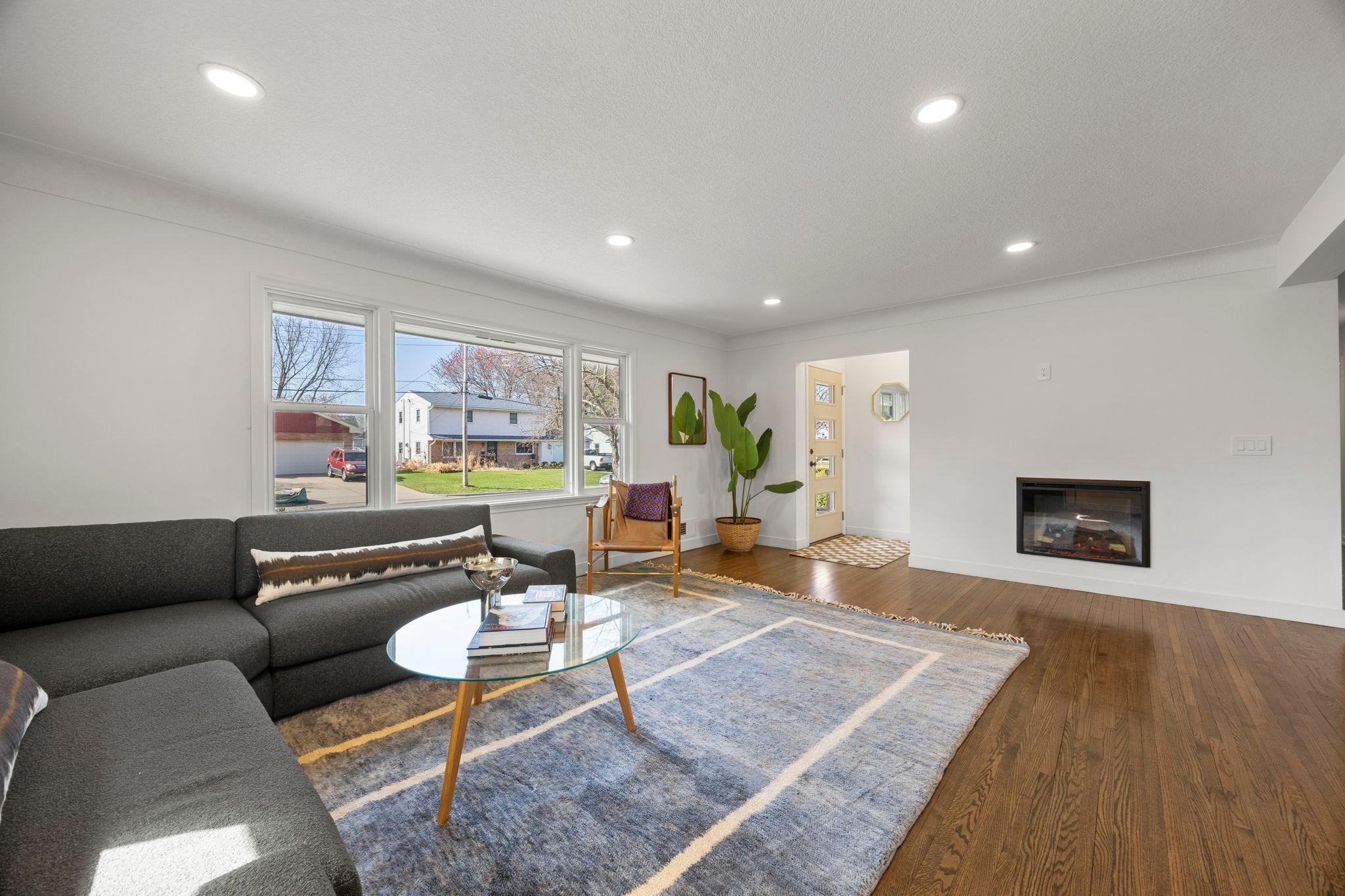 2809 Townview Avenue NE