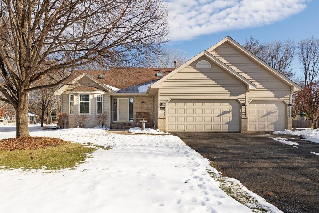 Photo of 8699 Mary Jane Circle, Chanhassen, MN 55317 (MLS # 7005061)