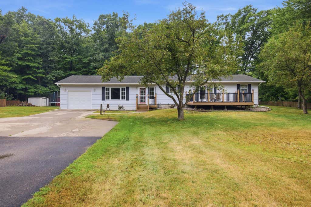 Photo of 3339 Bluebird Road, Cushing, MN 56443 (MLS # 7118545)