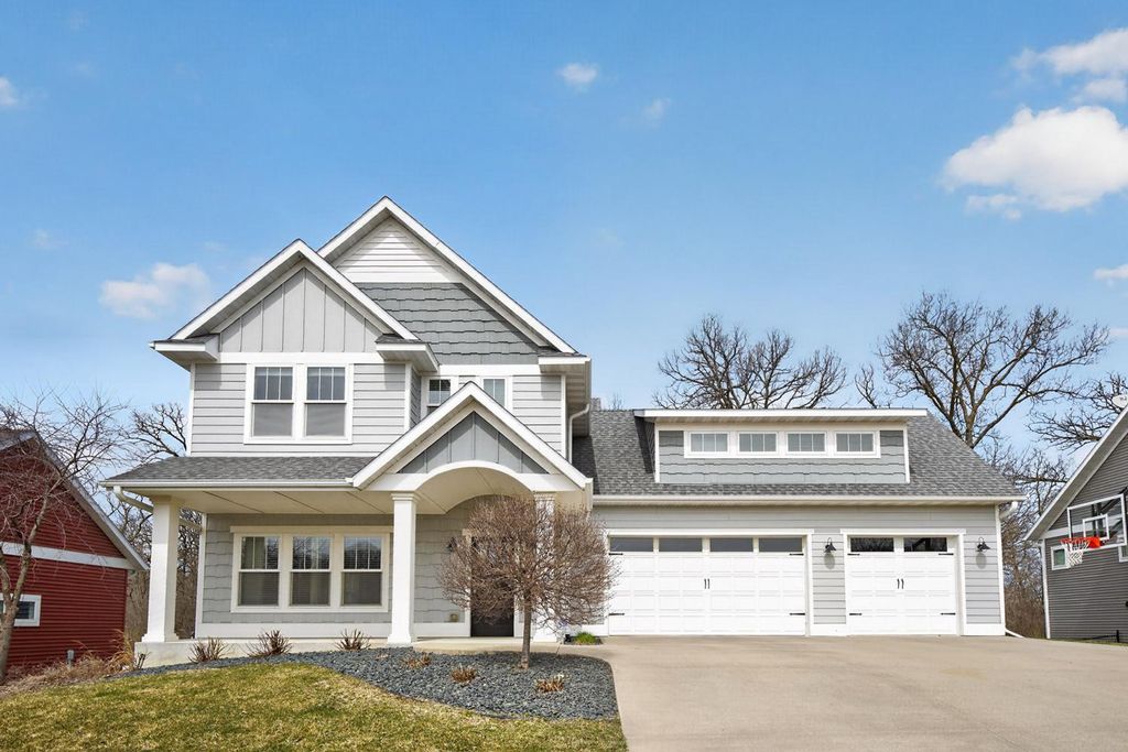 Photo of 2801 Tee Time Road SE, Rochester, MN 55904 (MLS # 7053981)