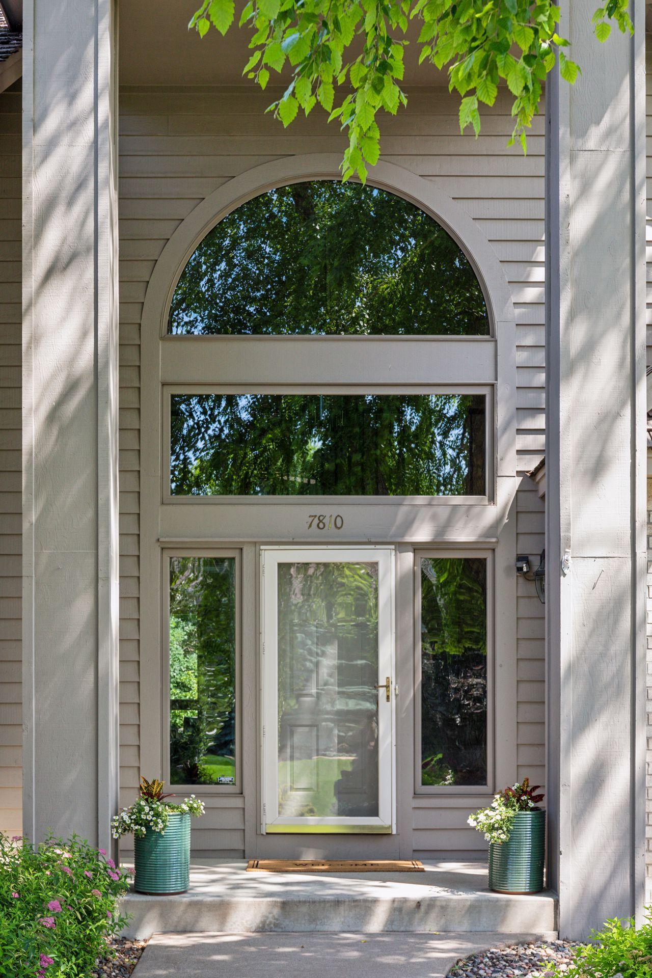 7810 W 95th Street