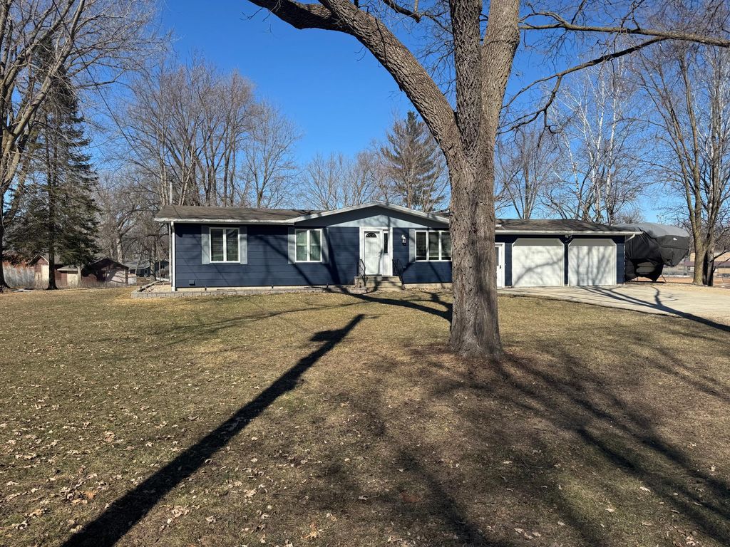 Photo of 85204 Ballpark Road, Hollandale, MN 56045 (MLS # 7026383)