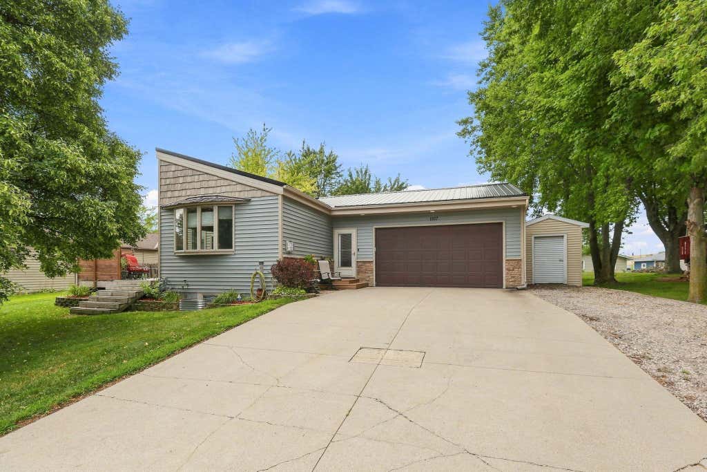 Photo of 1107 Abbott Avenue N, Glencoe, MN 55336 (MLS # 7128156)