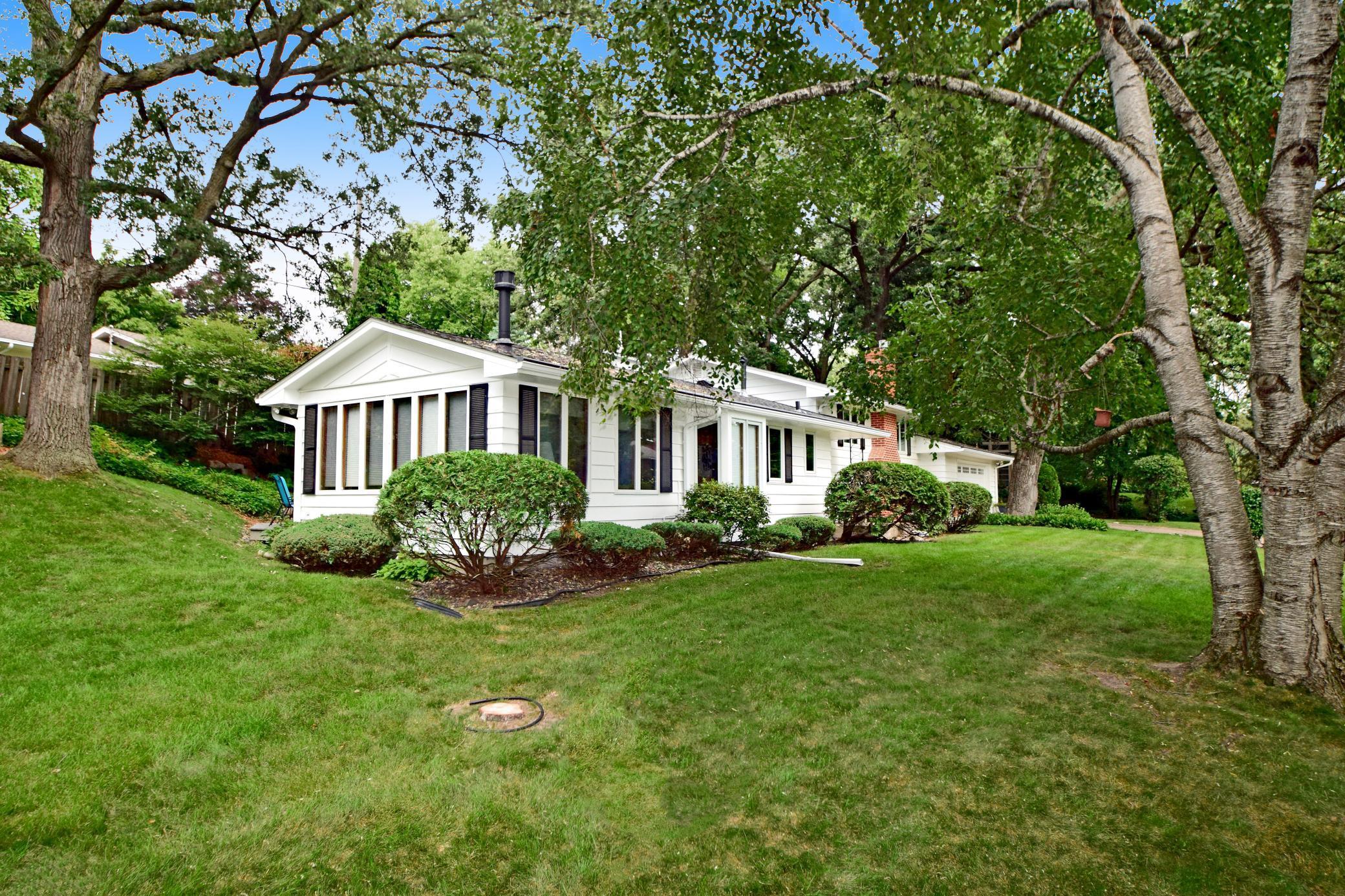 2305 Brookridge Avenue