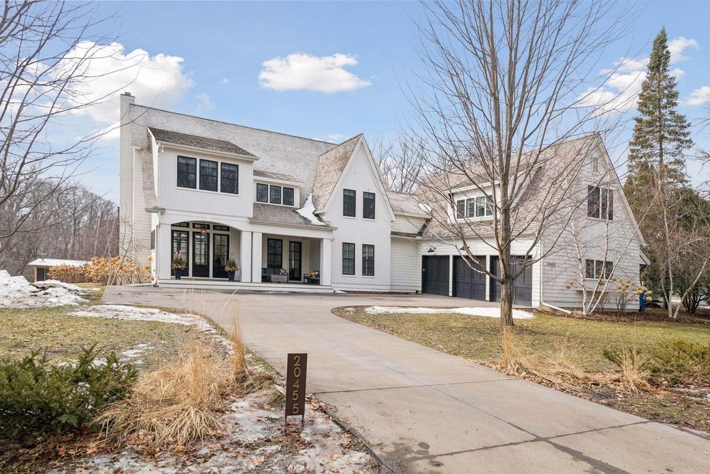 Photo of 20455 Park Place, Excelsior, MN 55331 (MLS # 7000838)