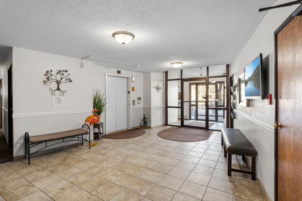 Photo of 1903 Silver Bell Road #313, Eagan, MN 55122 (MLS # 7009879)