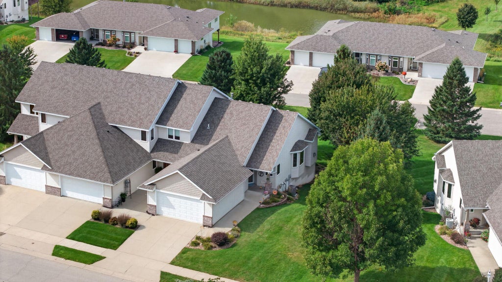 Photo of 2048 Crimson Ridge Drive NW, Rochester, MN 55901 (MLS # 7150611)