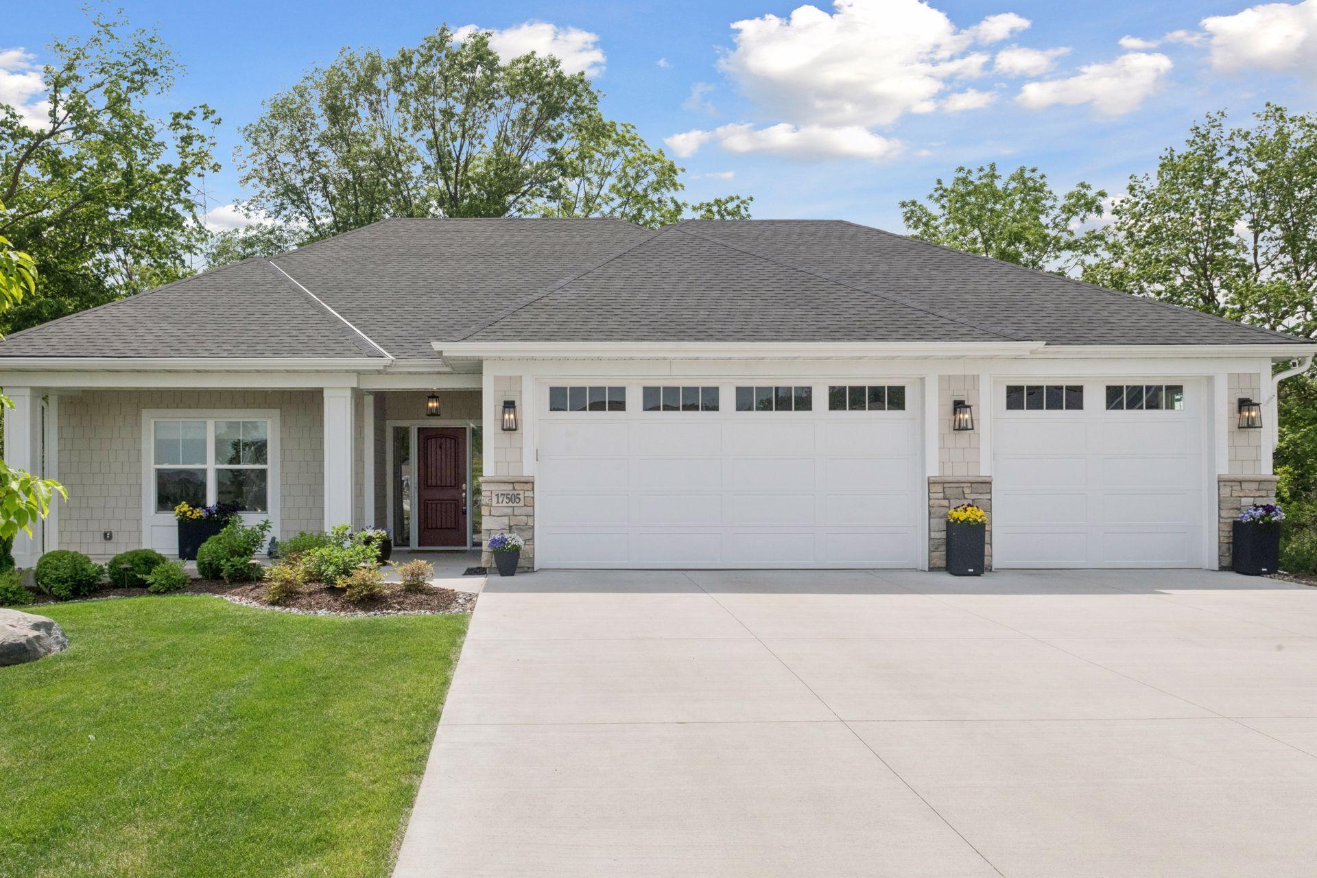 Minneapolis, Minnesota, 55446, United States, 4 Bedrooms Bedrooms, ,3 BathroomsBathrooms,Residential,Active,2025175