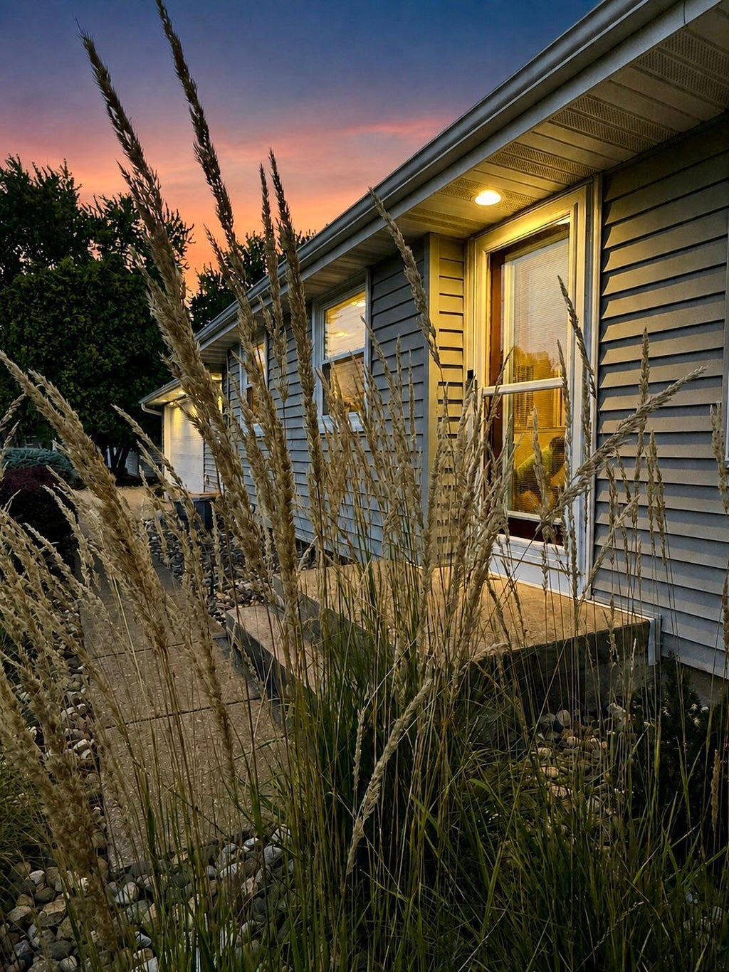 Photo of 10118 Park Avenue S, Bloomington, MN 55420 (MLS # 7130855)