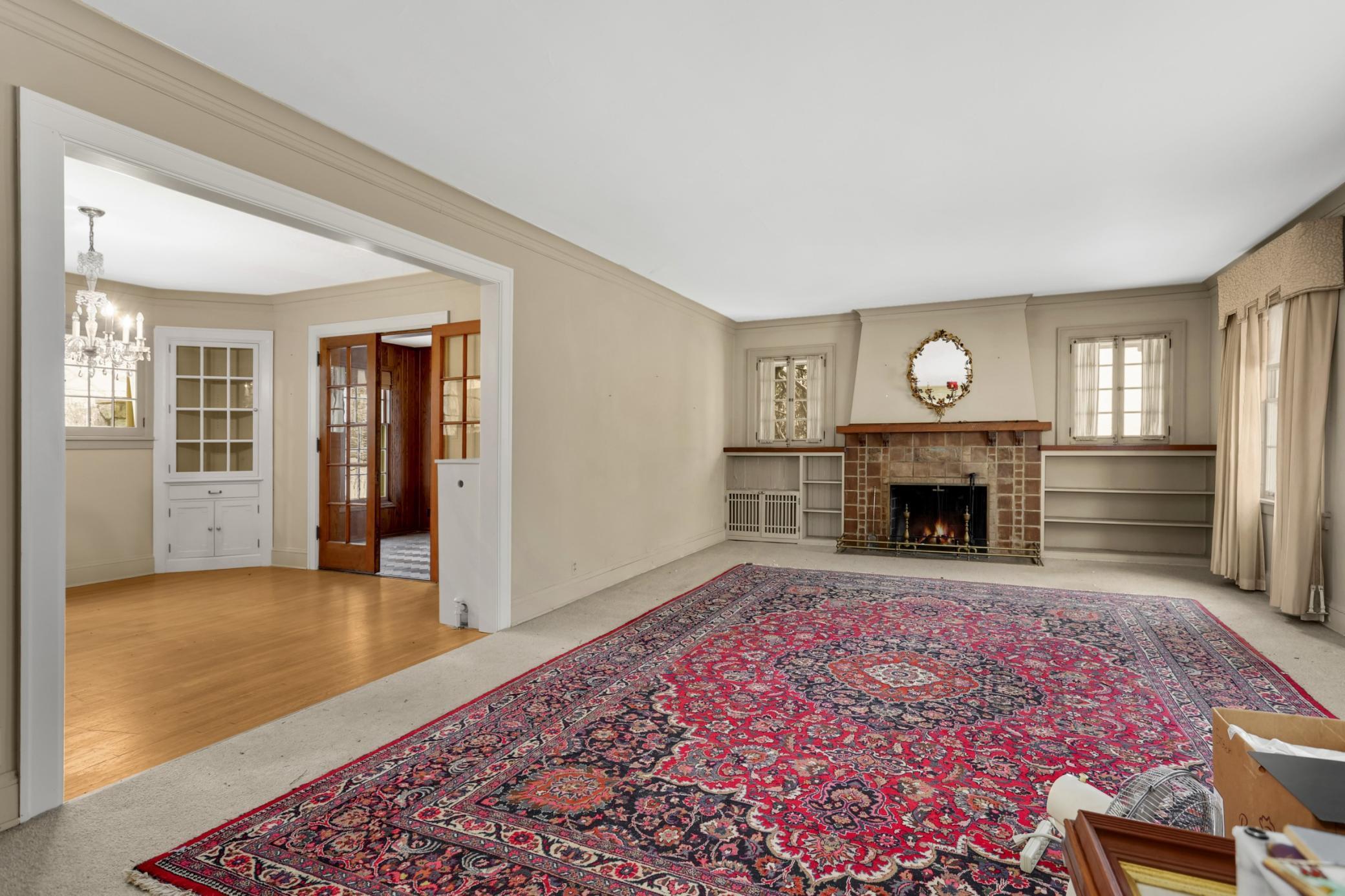 4517 Moorland Avenue