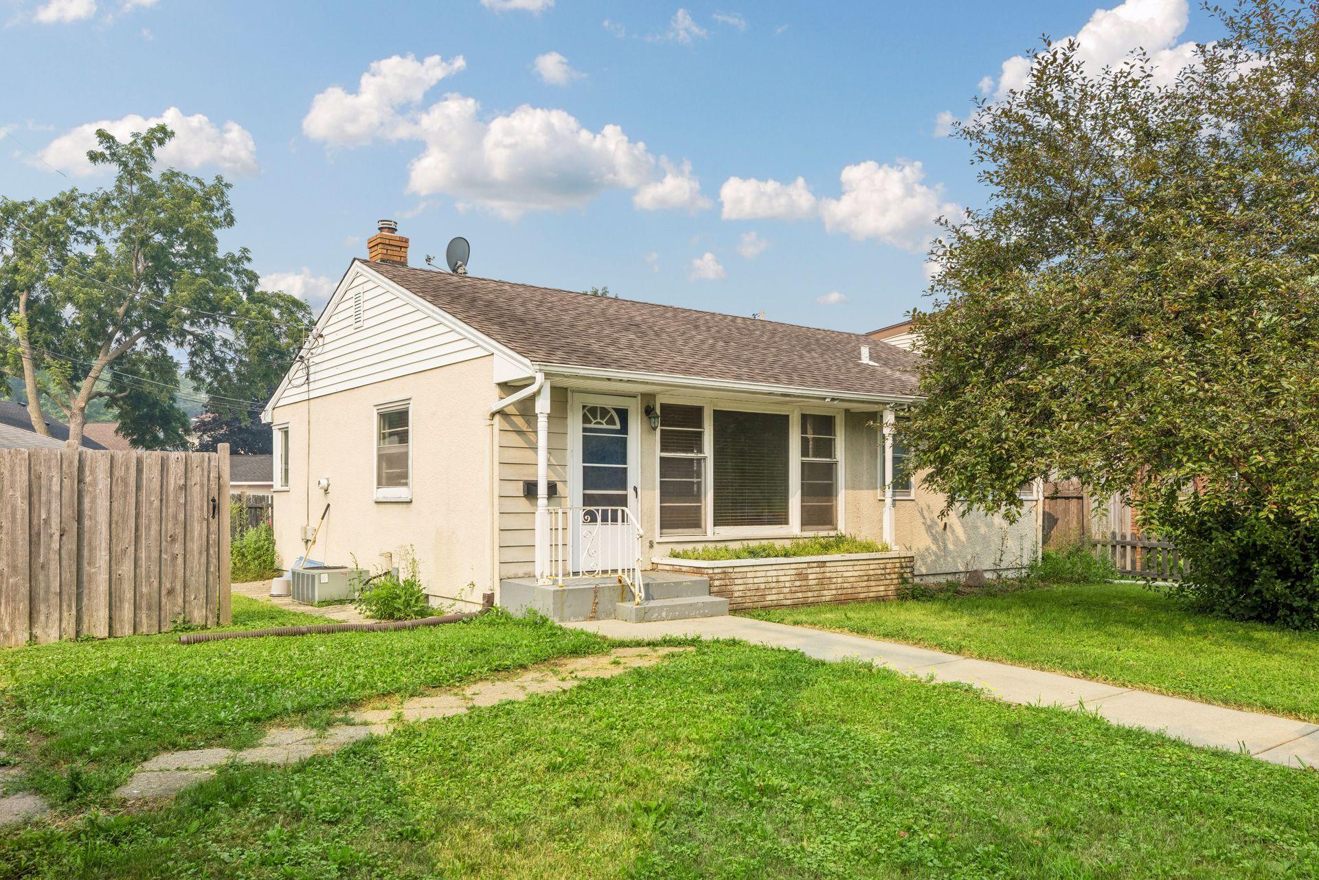 247 Point Douglas Road N