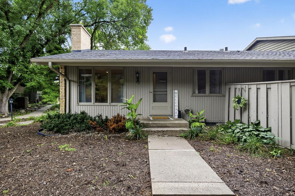 Photo of 44 Walden Street, Burnsville, MN 55337 (MLS # 7014674)