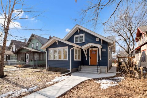 Photo of 3428 32nd Avenue S, Minneapolis, MN 55406 (MLS # 7025016)